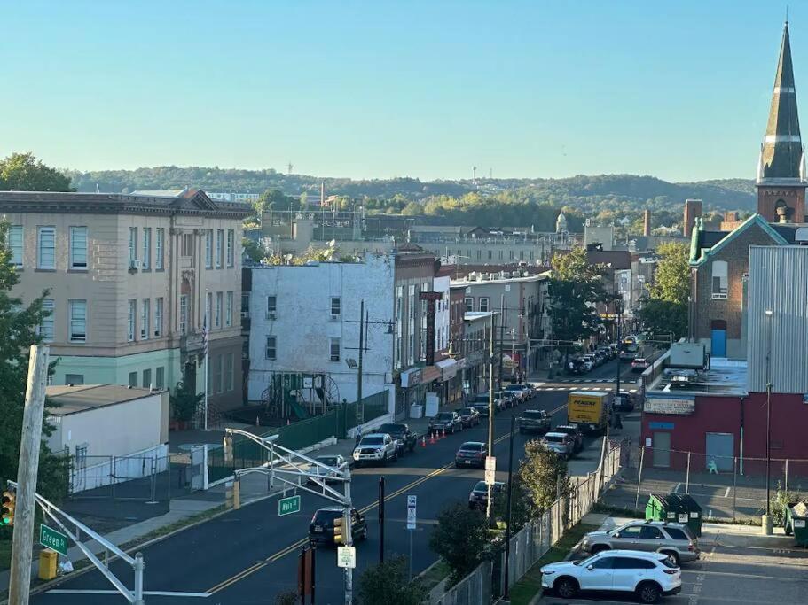 The Elegant Suite - 2Br With Great Amenities Paterson Exterior photo
